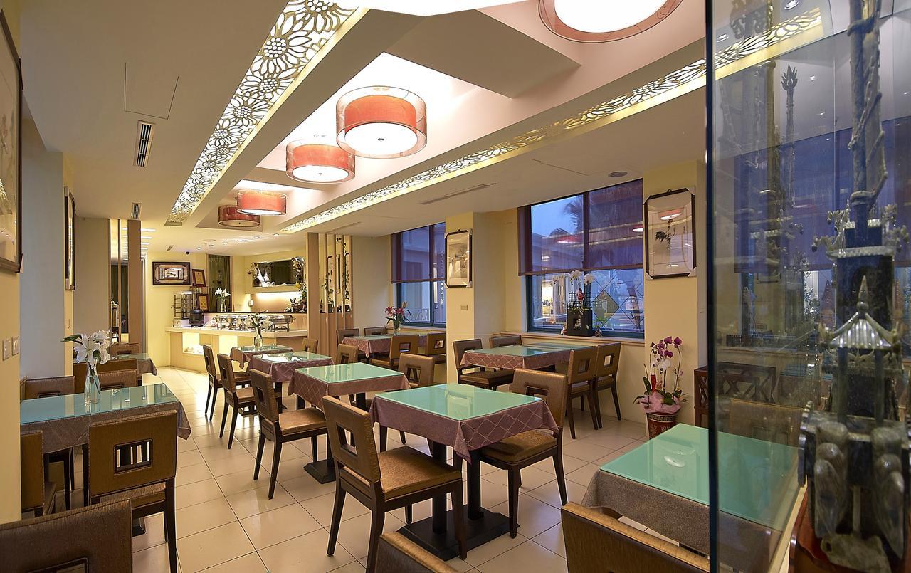 Zhi Baishan Motel Zhunan Exterior photo