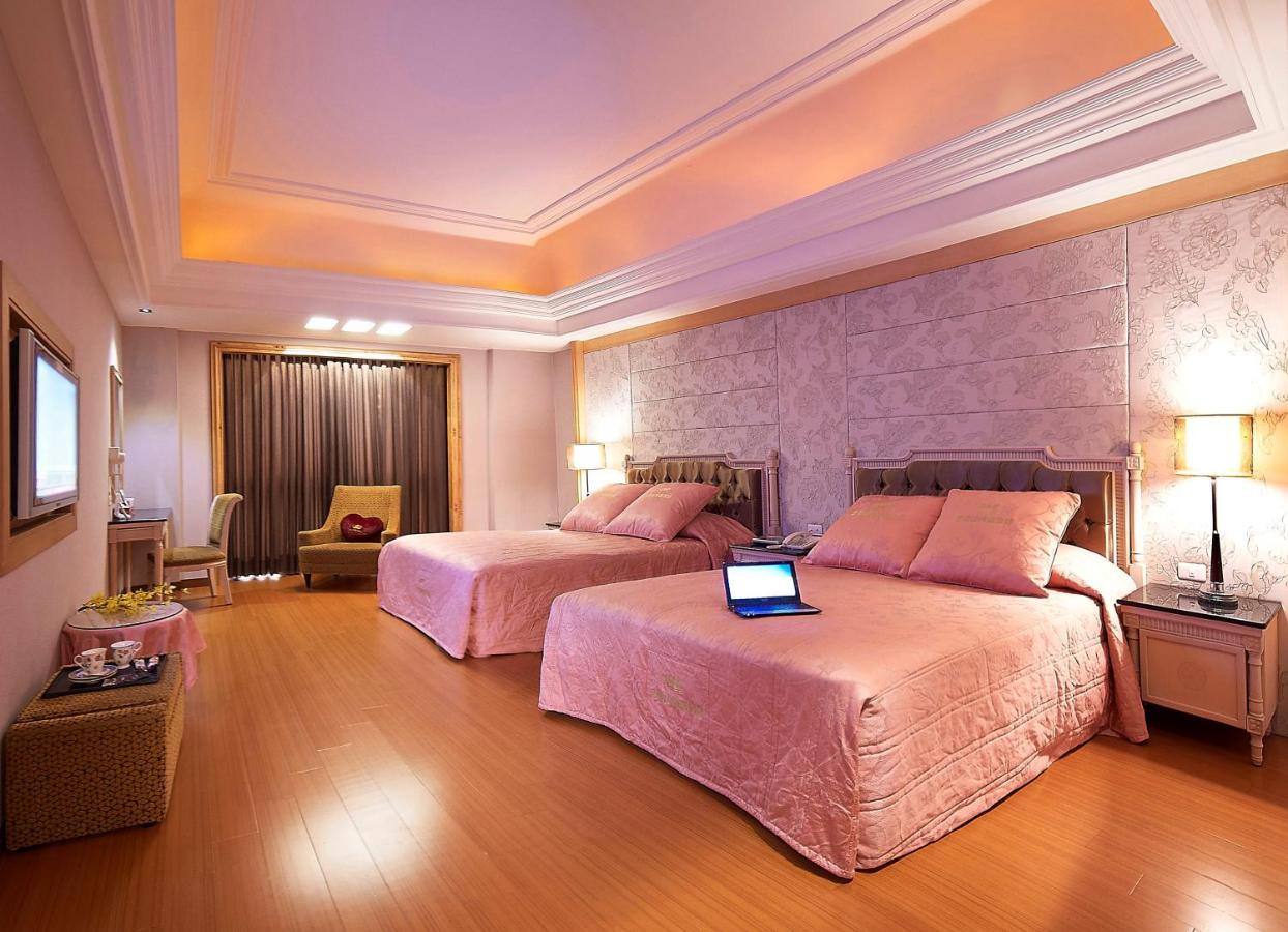 Zhi Baishan Motel Zhunan Exterior photo
